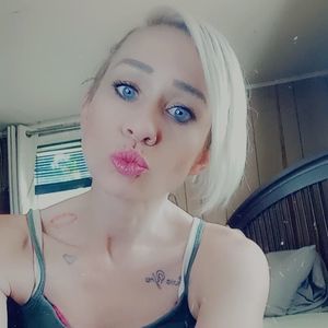 Meet your Posher, Tiff